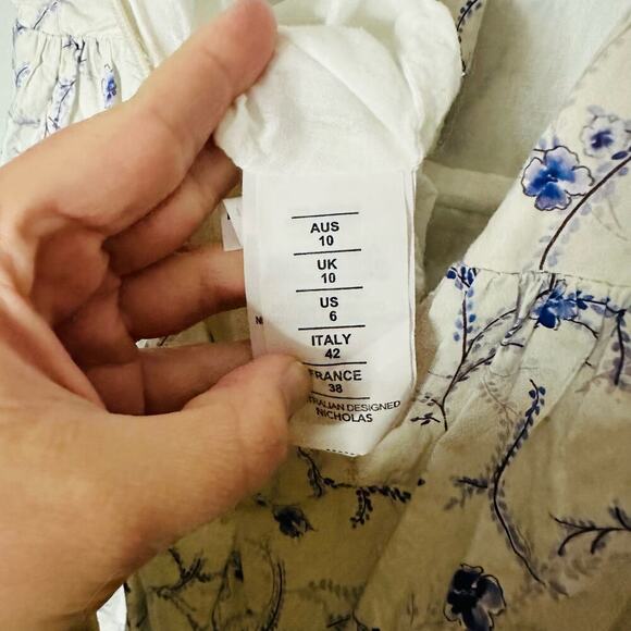 Nicholas Celie White Blue Floral Button Front Print Puff Sleeve Maxi Dress Sz 6 - Picture 14 of 16